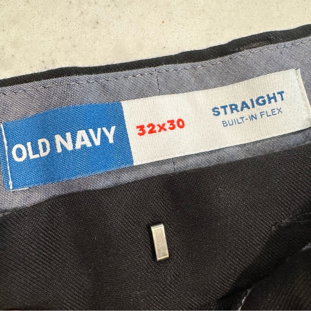 EUC Old Navy Men's 32 x 30 Black Flat Front Dress Slacks Straight Built-in-Flex - Picture 5 of 10